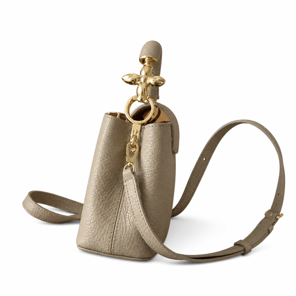 Louis Vuitton Capucines BB – Stone Grey Taurillon Flap
