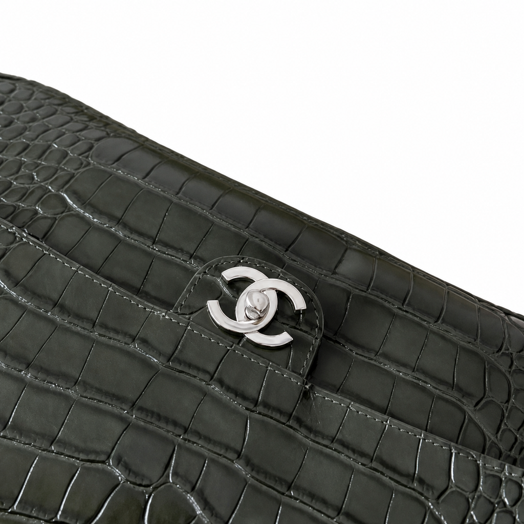 Chanel Business Affinity Bag Forest Green Crocodile-Embossed Leather | Ruthenium CC & Burgundy Interior — 32cm
