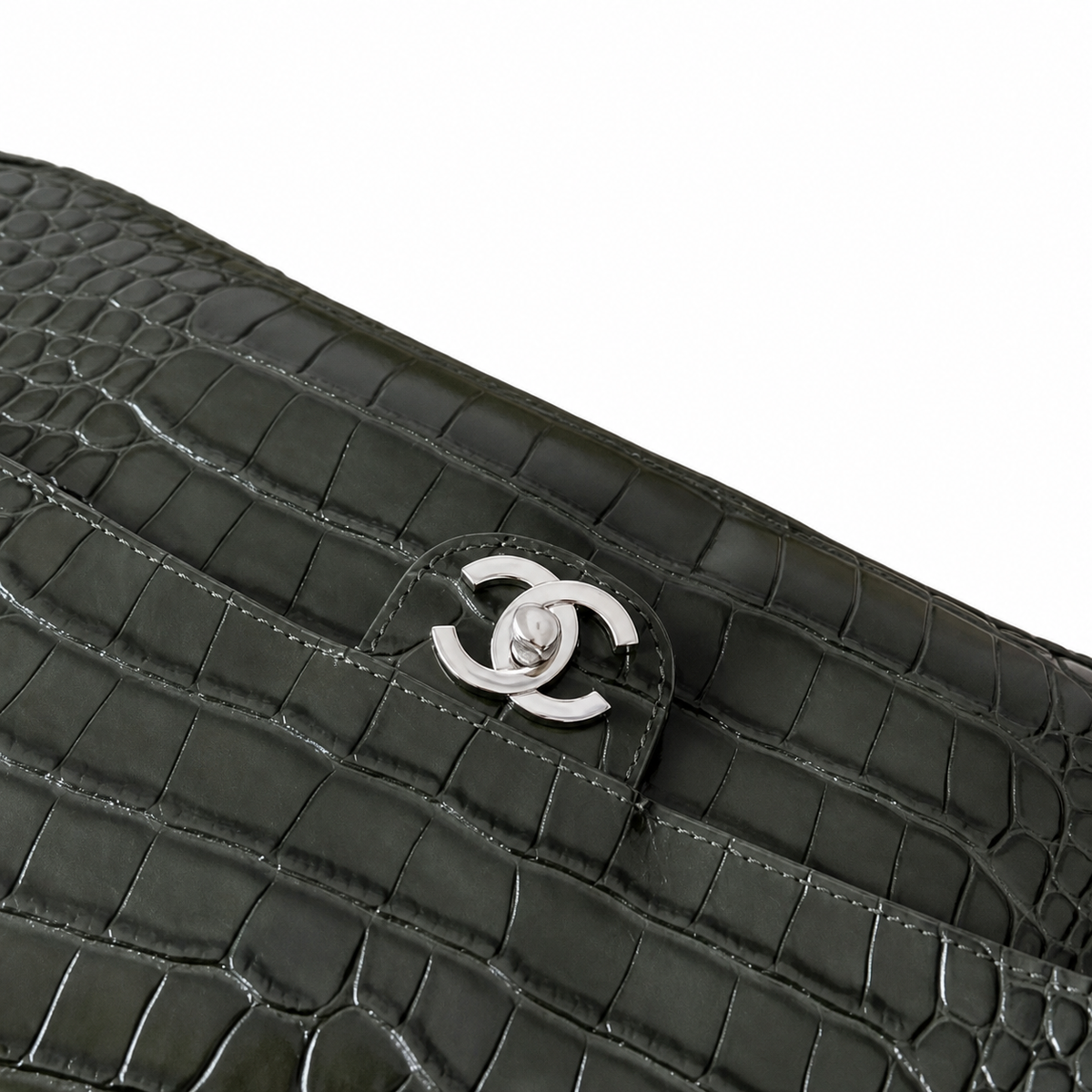 Chanel Business Affinity Bag Forest Green Crocodile-Embossed Leather | Ruthenium CC & Burgundy Interior — 32cm