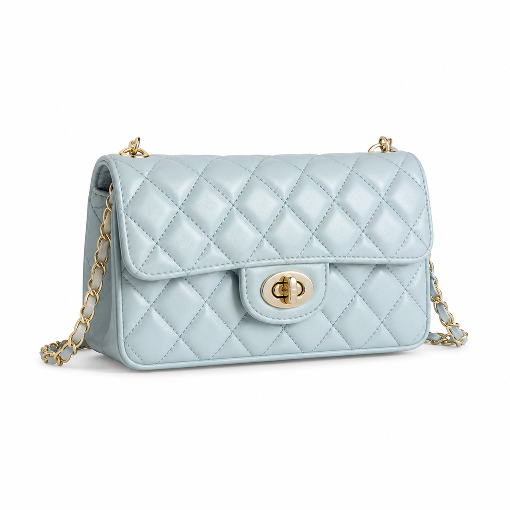 Chanel Classic Flap Bag | CC Turn-Lock Gold Chain Diamond Quilted — 13x20cm