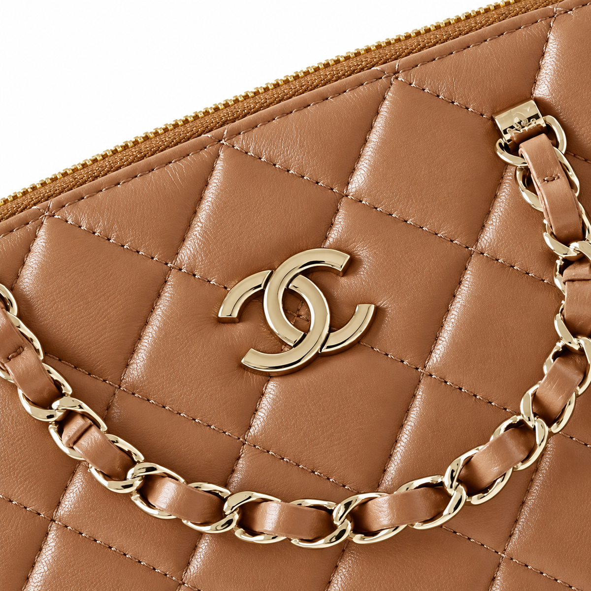 Chanel Quilted Lambskin Vertical Shoulder Bag 20.5×28.5×7cm
