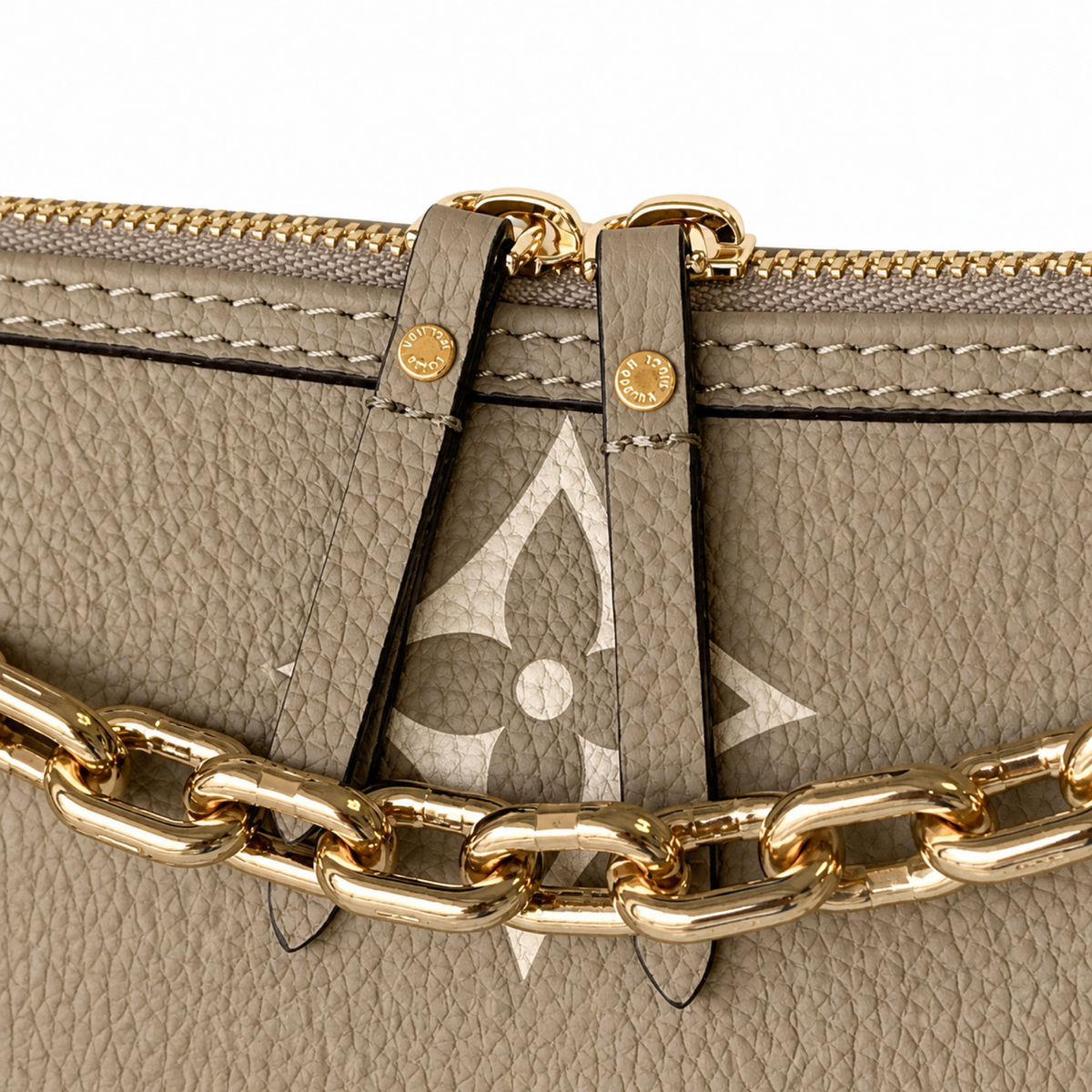 Louis Vuitton Loop Hobo – Bicolor Giant Monogram Empreinte