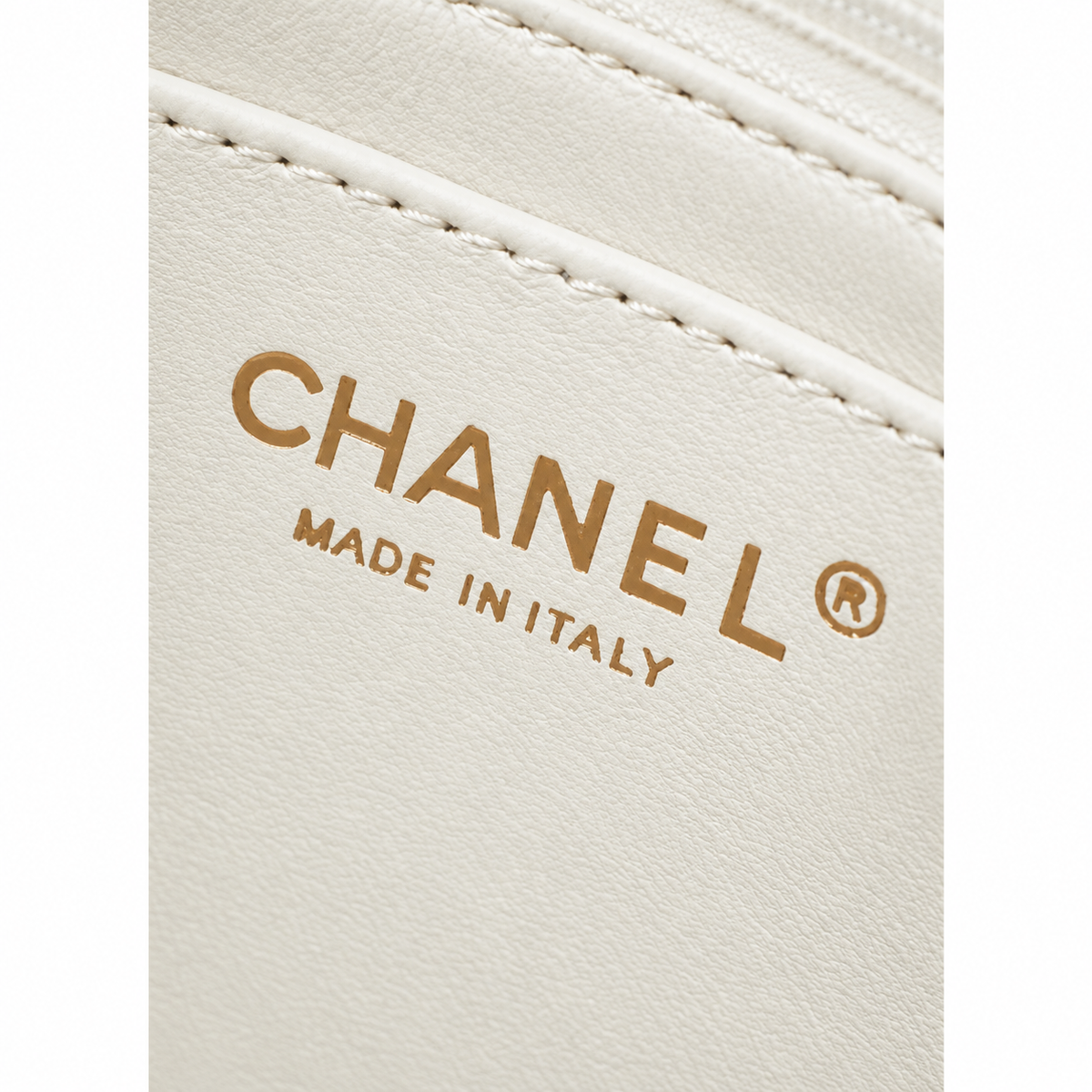 Chanel Quilted Caviar Mini Day Bag 16×21×9.5cm