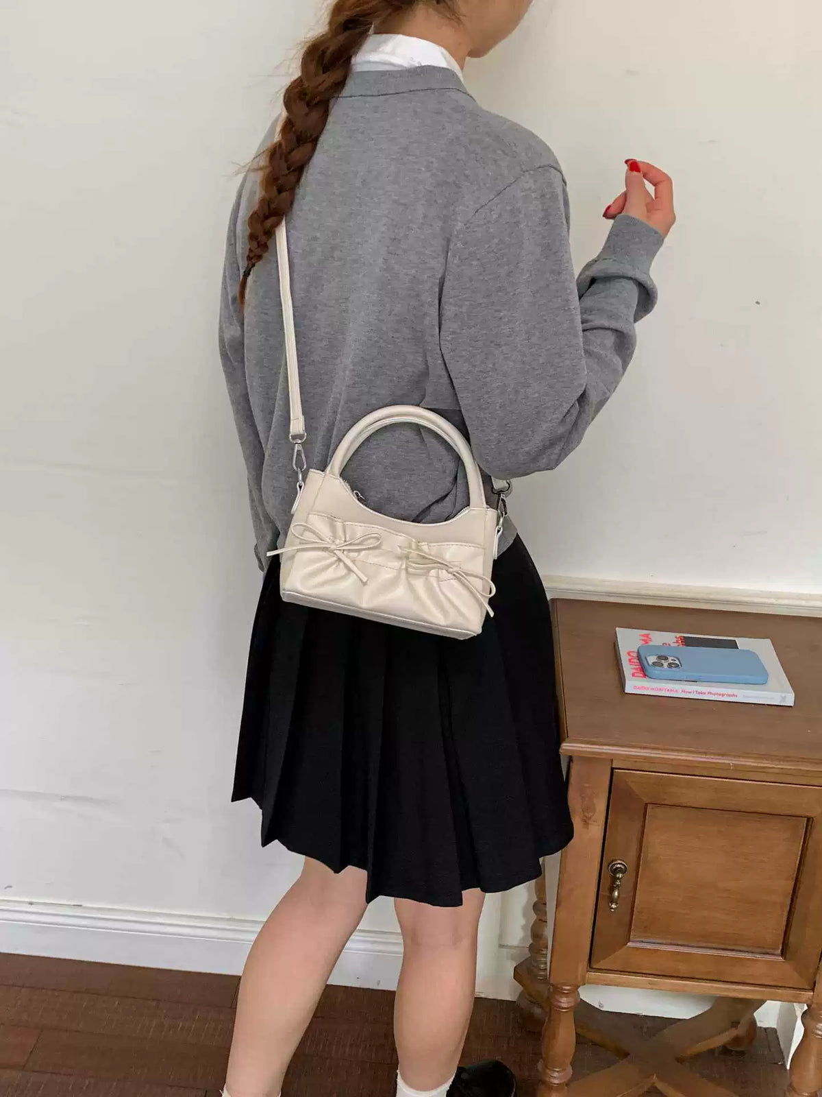 Ivory Floral Embroidery Mini Bag – Pearl Chain